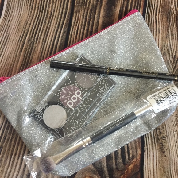 Other - Plum Eye Makeup Bundle