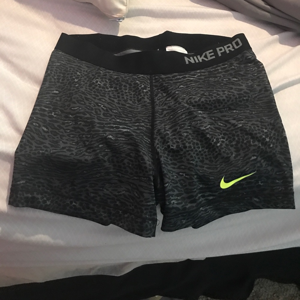 Nike Pro 3" inseam training shorts