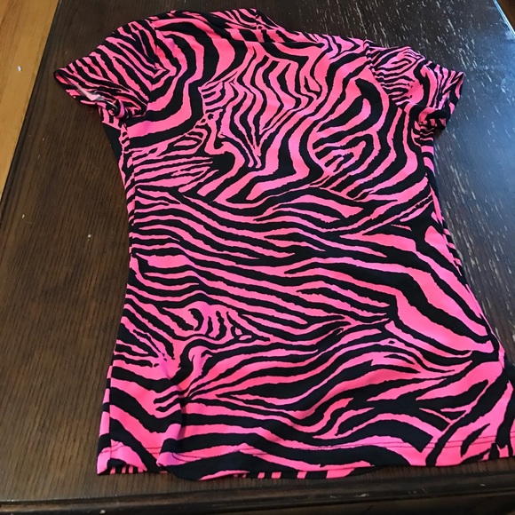 Pink zebra top NWOT 💎 - Picture 2 of 3