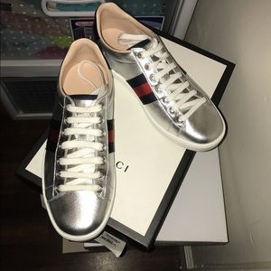 gucci sneakers