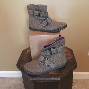 Ankle brown boots. Worn twice.