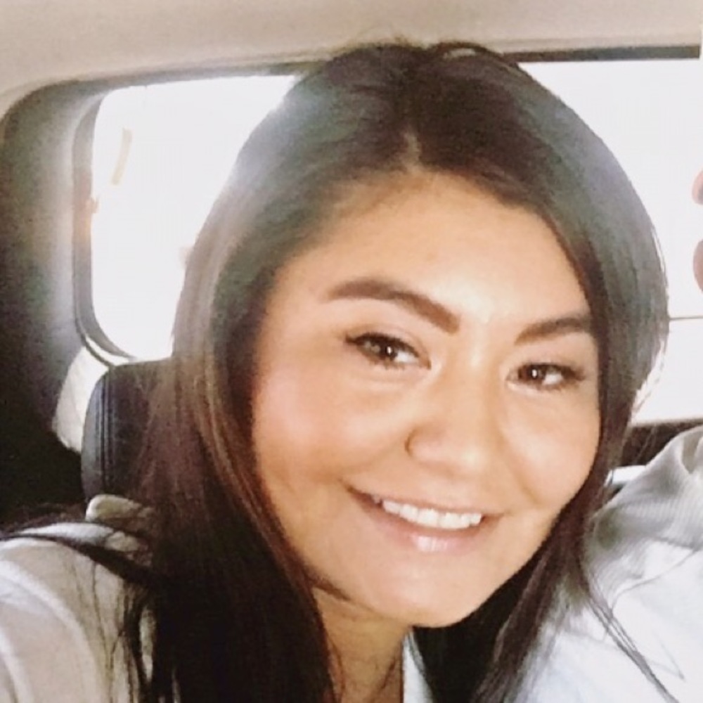 Meet your Posher, Yenny