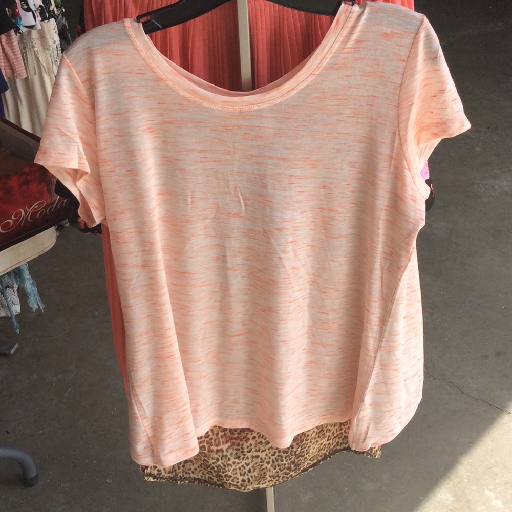 Orange and cheetah print tee LOWEST PRICE