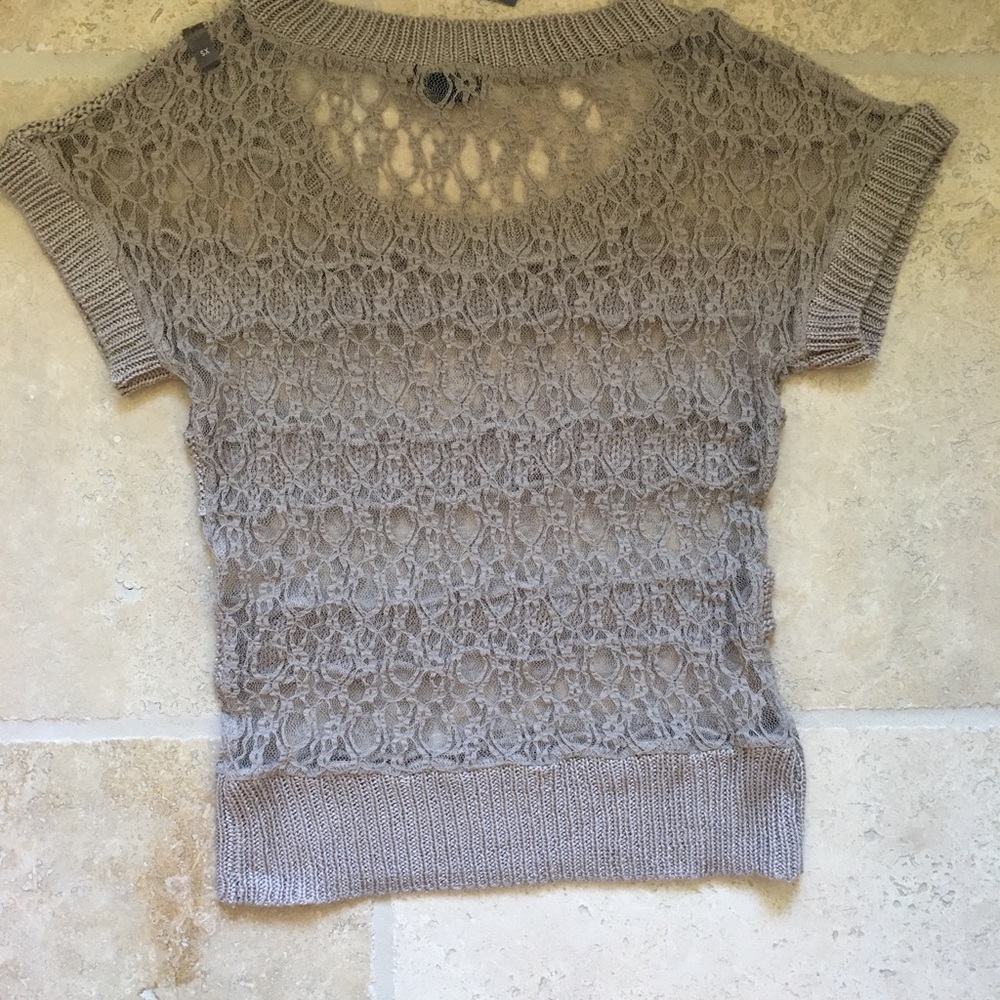 🎀 NWT Lace Sweater Top - Picture 3 of 4