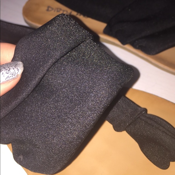 Black sandals - Picture 3 of 3