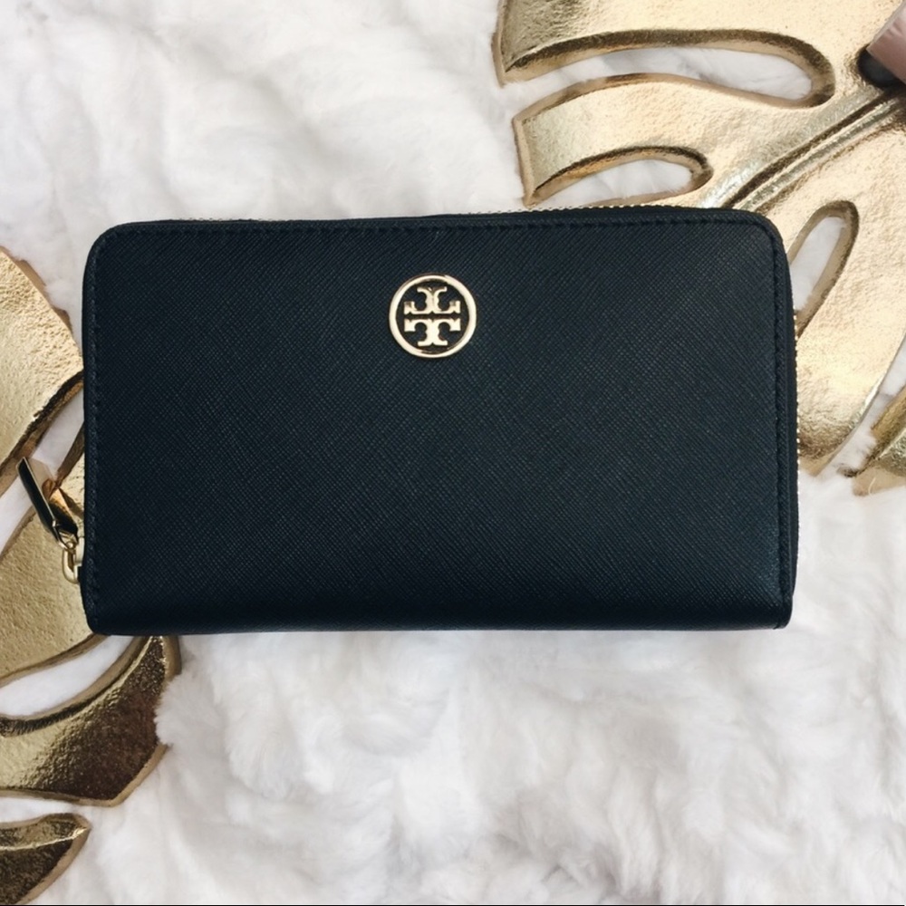 Tory Burch Authentic Robinson Wallet