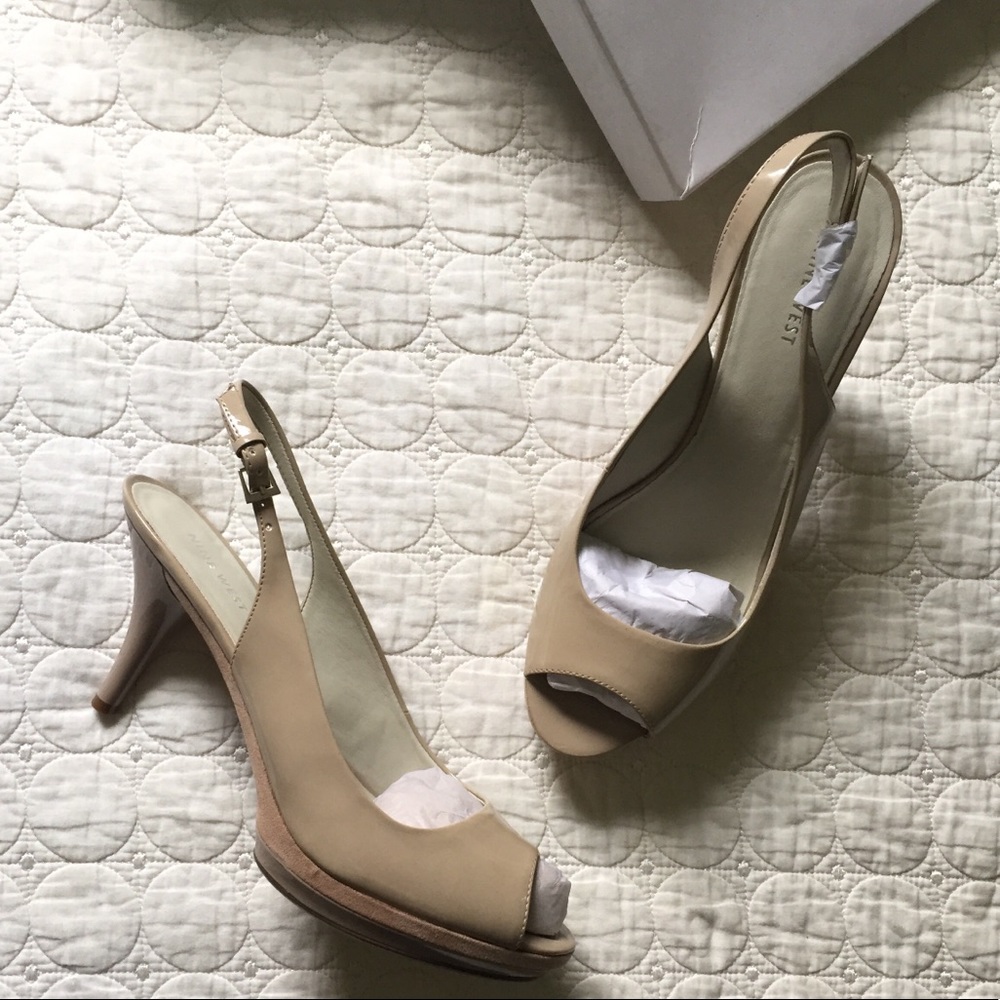 NIB! Nine West Peep Toe Sling Pump Taupe  10.5