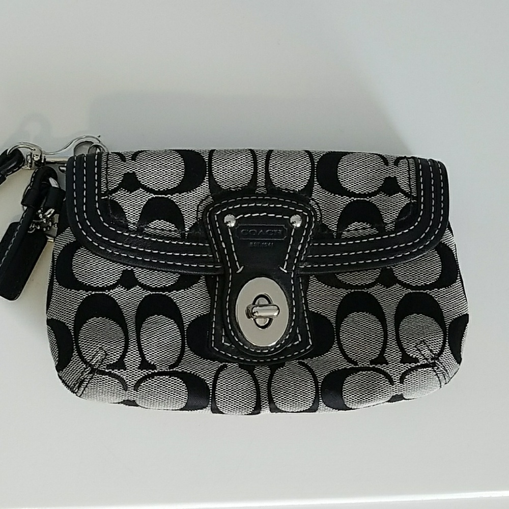 Coach Legacy Signature Capacity Flap Wristlet