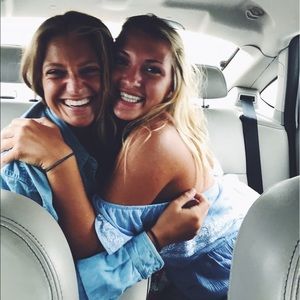 Meet your Posher, Andrea