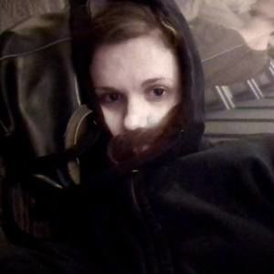 Meet your Posher, Claire