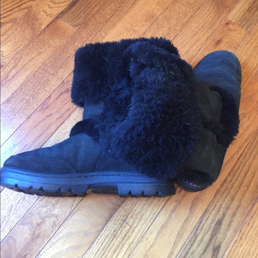 Black Uggs