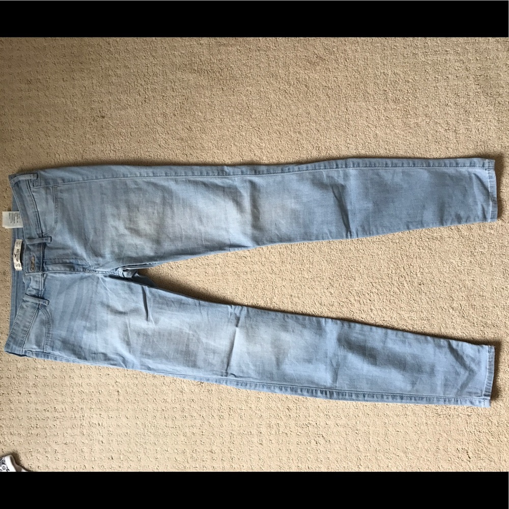 Light wash hollister jeans