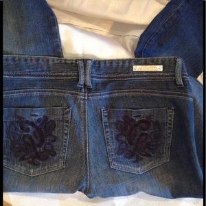 Guess embroidered blue jeans