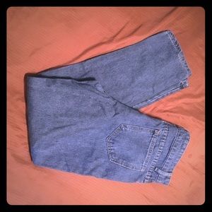 High waisted vintage jeans