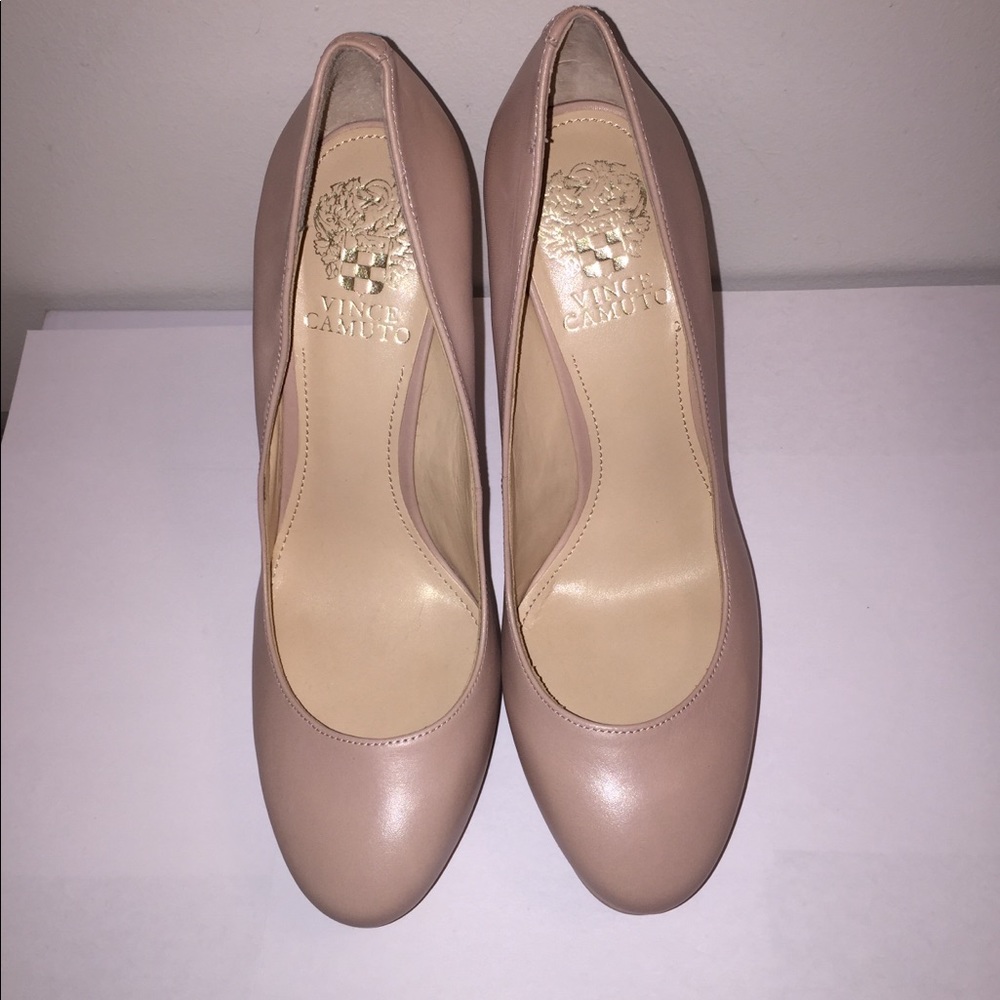 🆕 LAST FEW DAYS Vince Camuto Heels