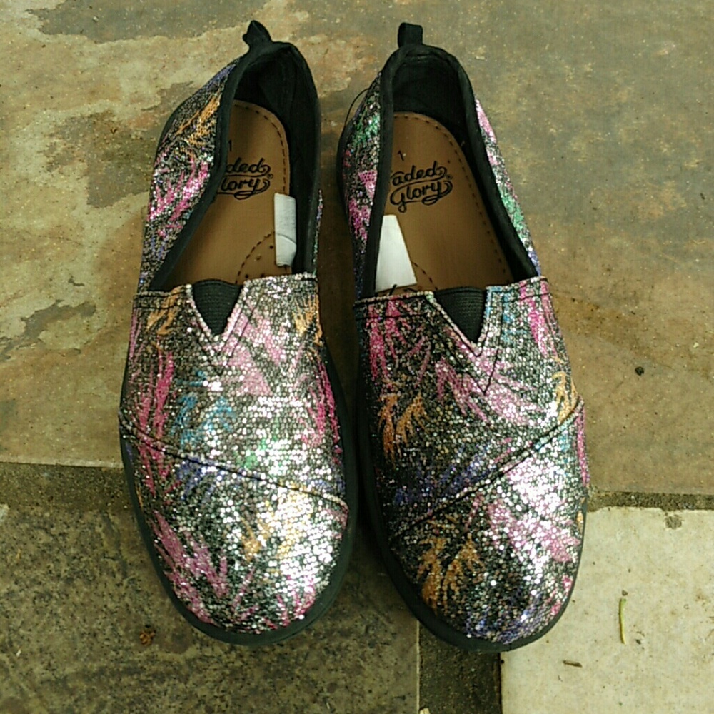 Girls slide on flats euc sz 1 - Picture 1 of 4