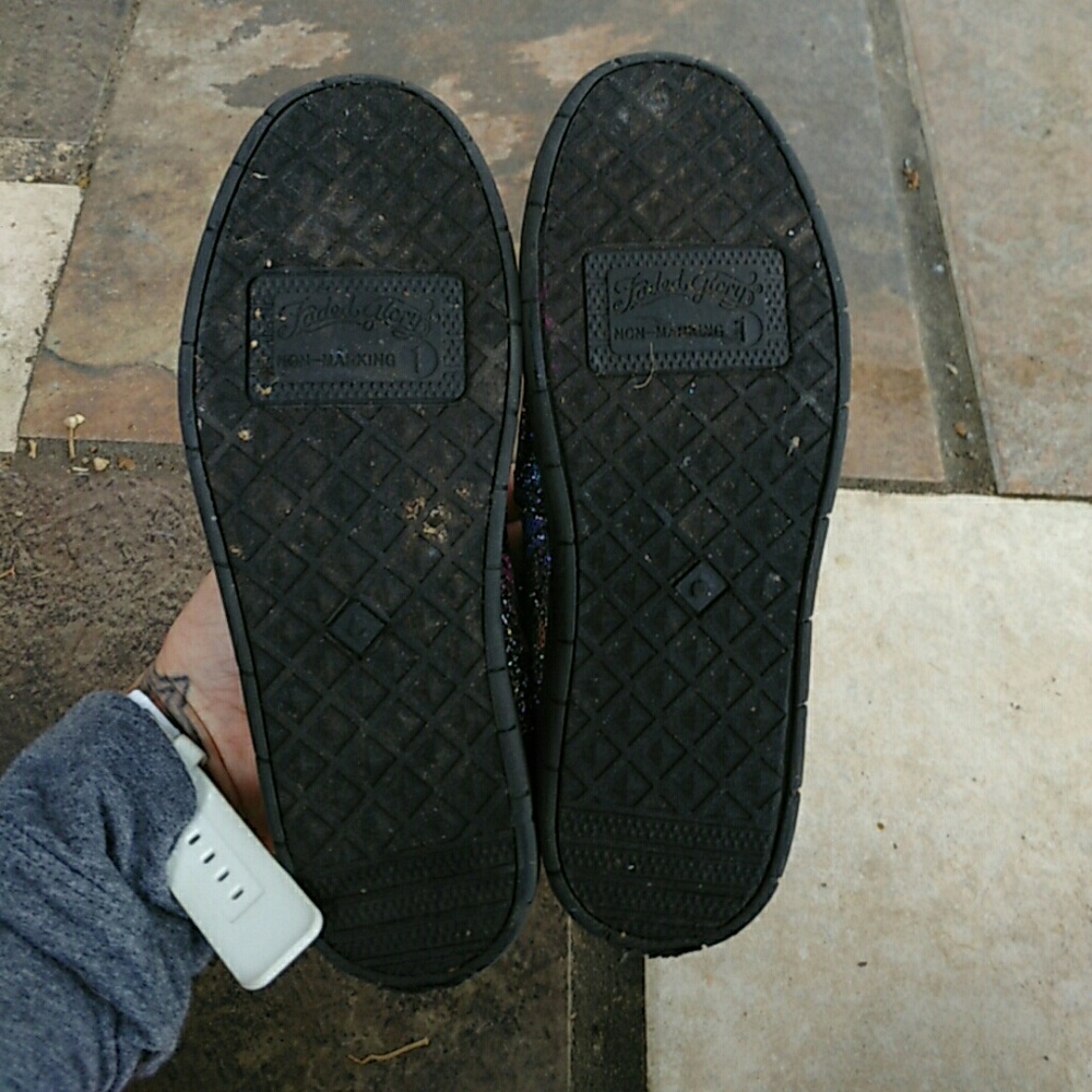 Girls slide on flats euc sz 1 - Picture 4 of 4
