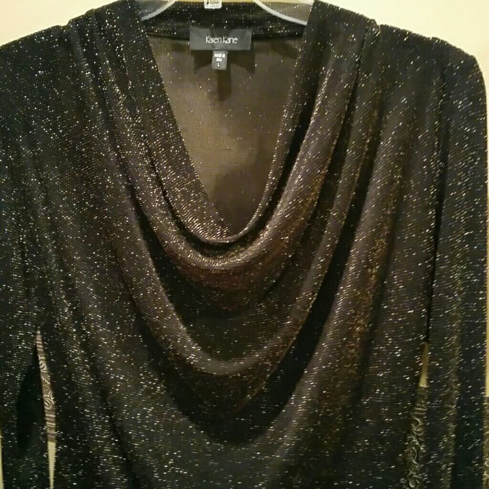 ●Host Pick!●Perfect, Gorgeous Black n Gold Top