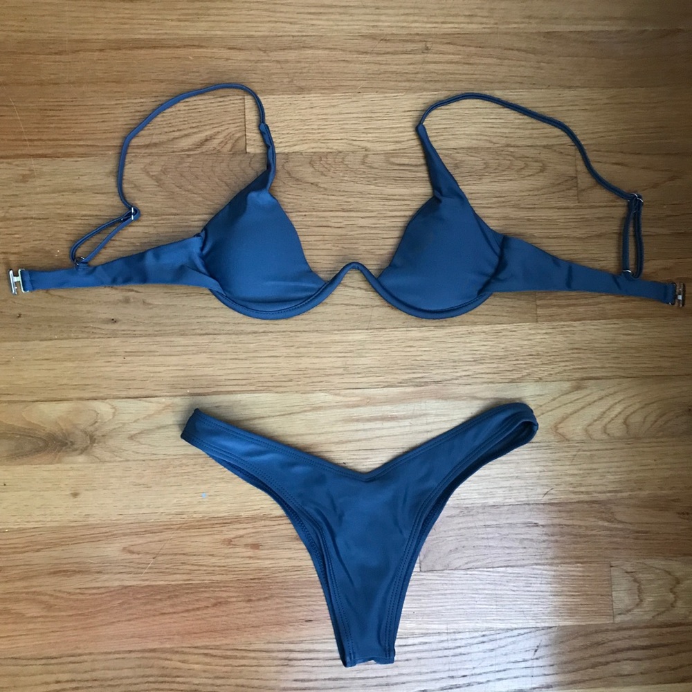 NWOT underwire push-up bikini