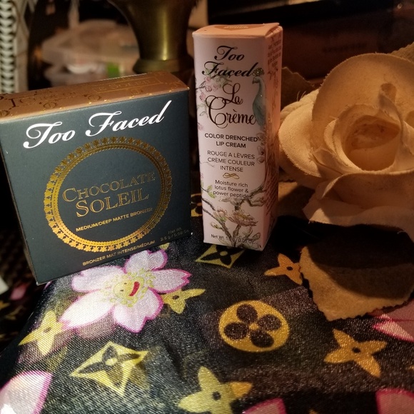 Too Faced Bronzer/Lip duo - Final SALE - Picture 2 of 2