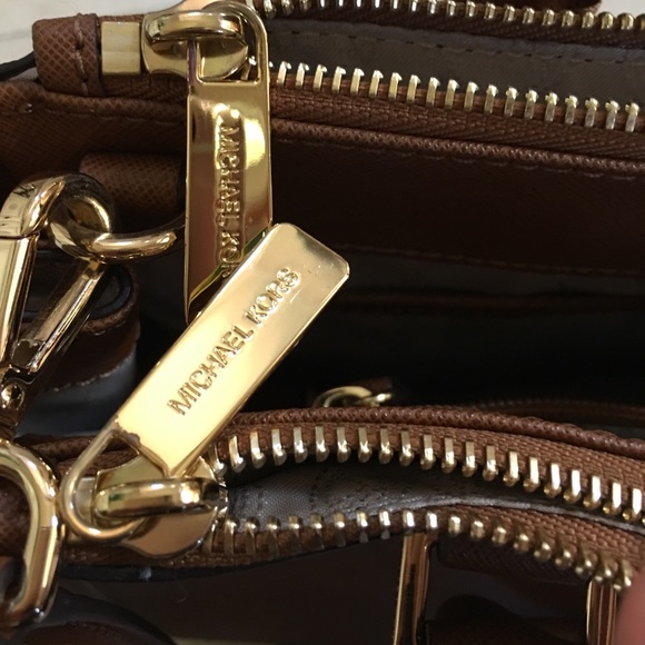 Authentic Chestnut Michael Kors Satchel - Picture 6 of 7