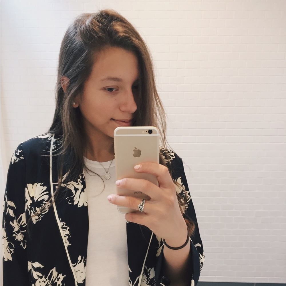 Meet your Posher, Cassie