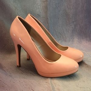 Qupid Waltz Pumps in peach