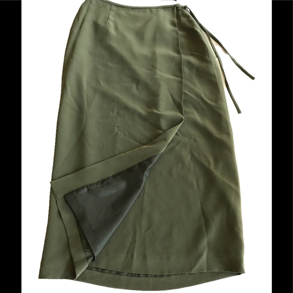 NEW, 100% SILK! Josephine Chaus Olive Long Skirt