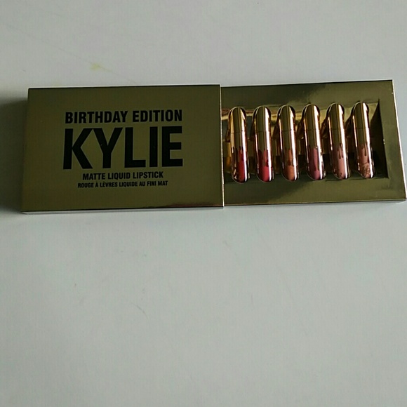 Kylie Birthday Edition - Picture 4 of 5