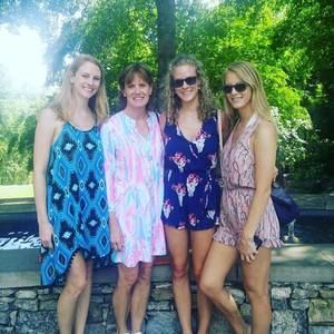 Meet your Posher, Lucy