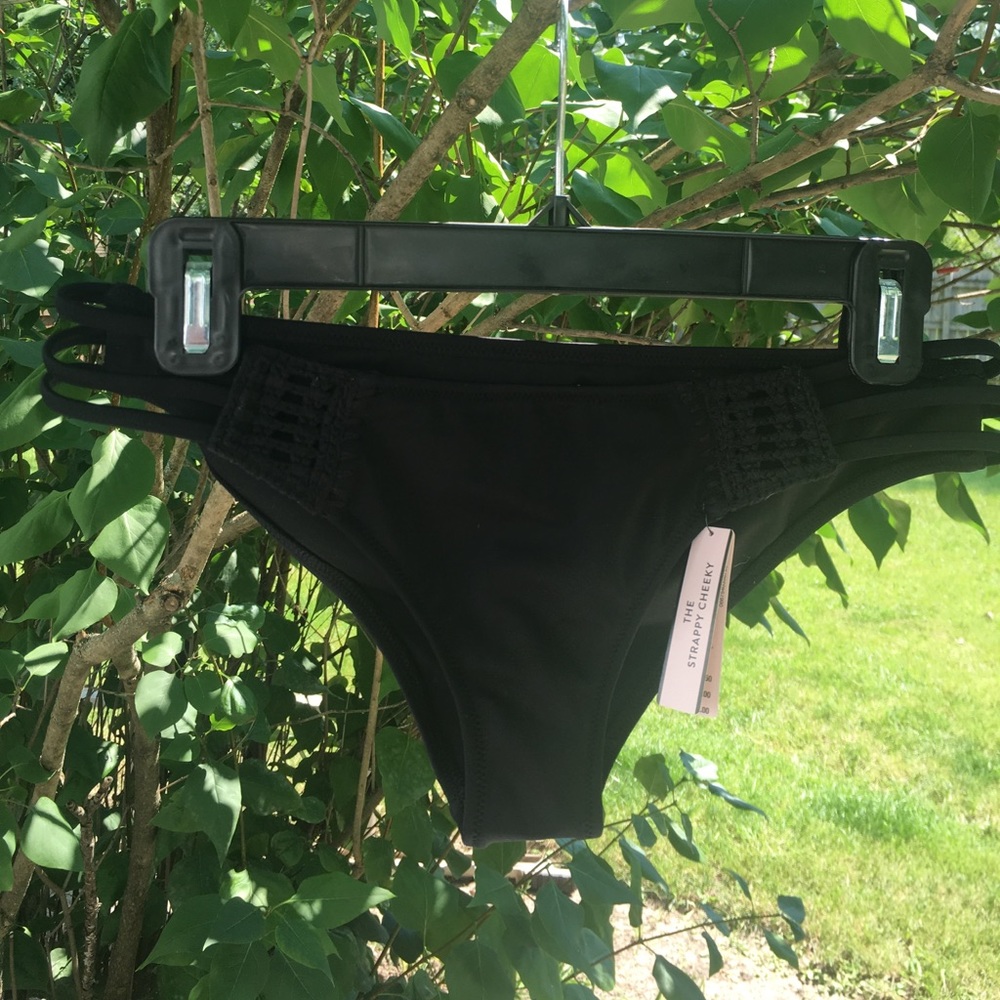 Victorias Secret black strappy cheeky bottom S NWT