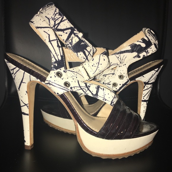 Black and white splatter heel boutique 9 size 6
