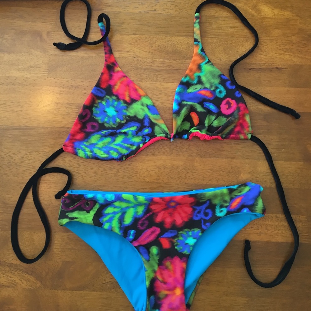 Reversible bikini