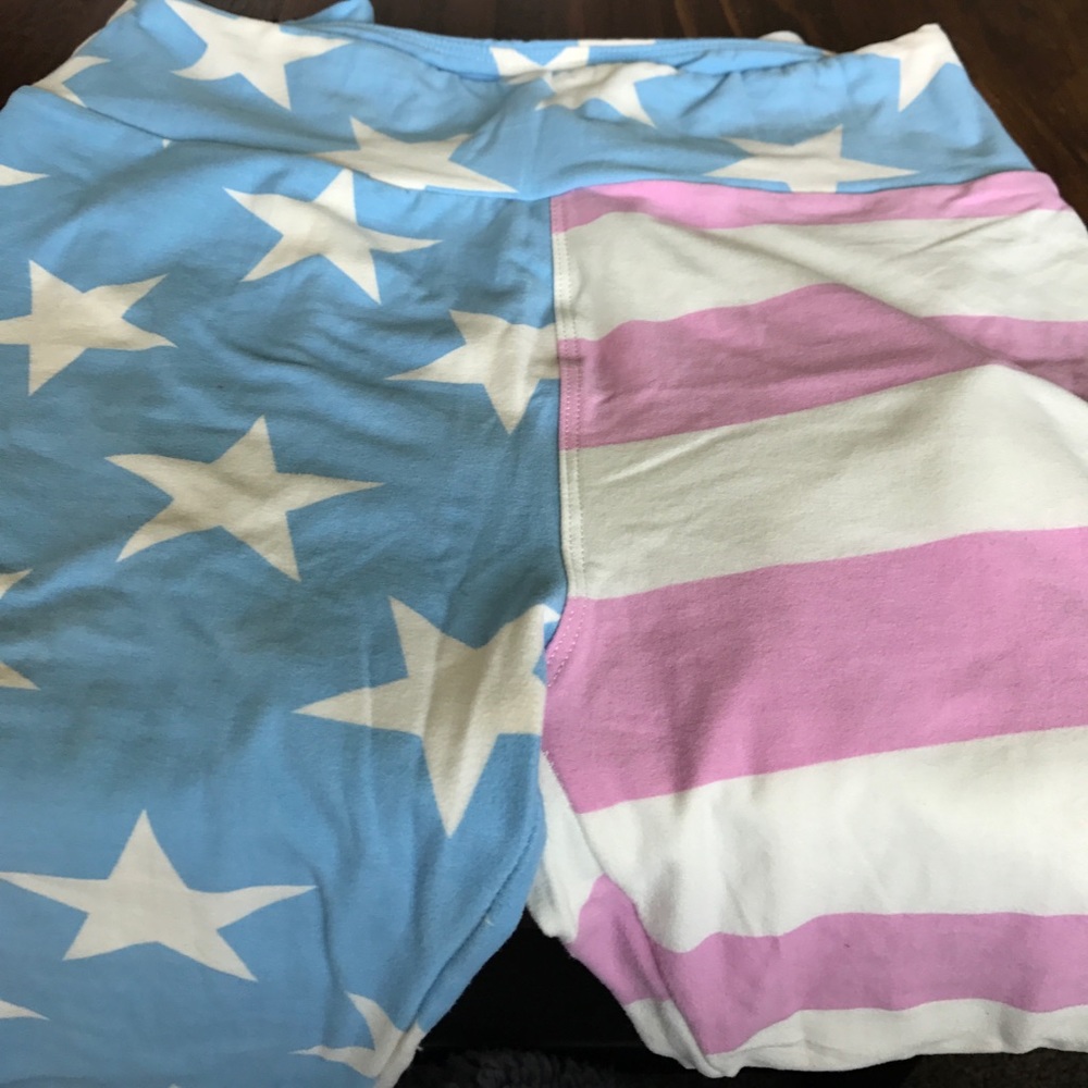 LuLaRoe Americana American Flag Leggings OS