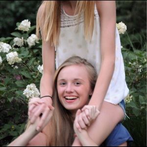 Meet your Posher, Emma