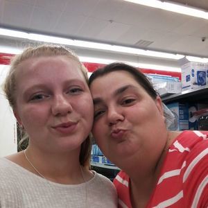 Meet your Posher, Sherry