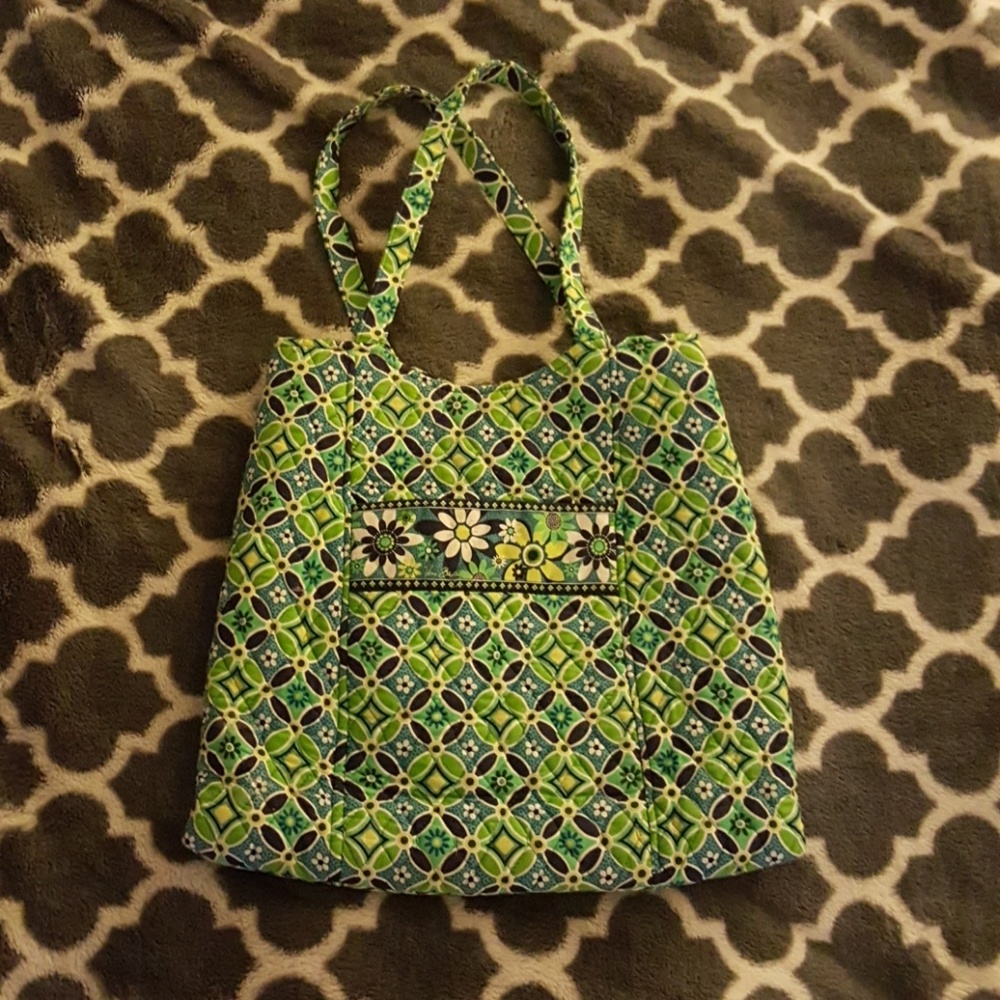 NWOT Vera Bradley Daisy Daisy Tote -Retired!!