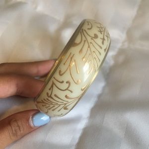 VINTAGE BANGLE! 🔴