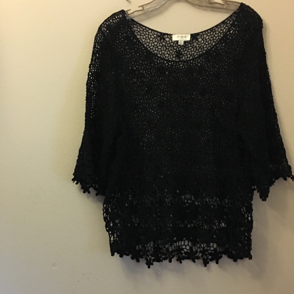 Netted, 3/4 length sleeves, shirt