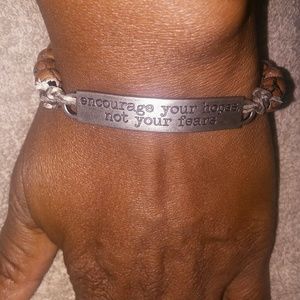 Meet your Posher, Paulette