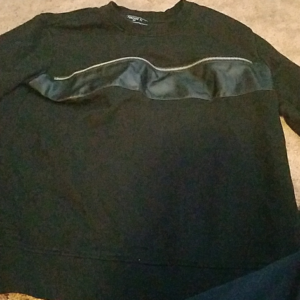 Forever 21 zipped long sleeve