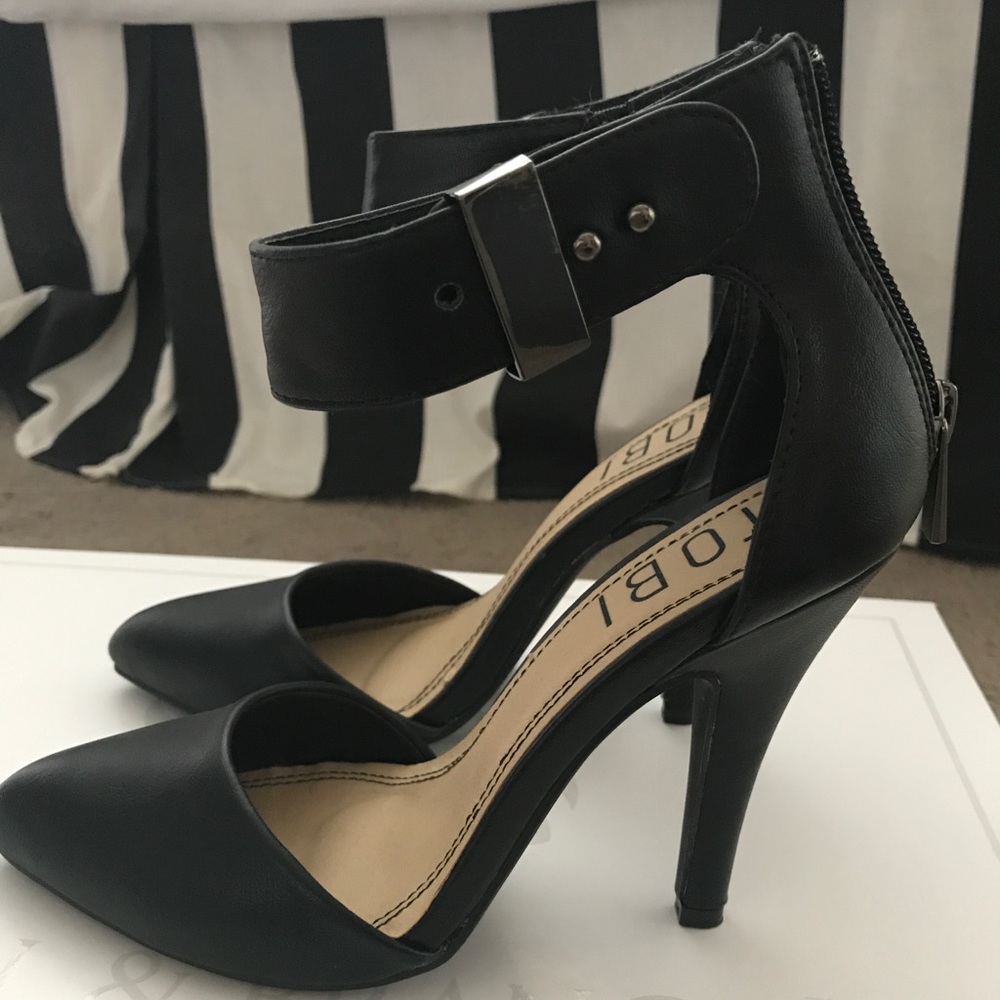 Black ankle strap pumps