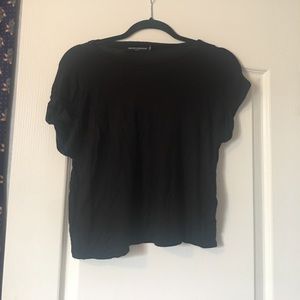 black brandy melville crop top ‼️‼️