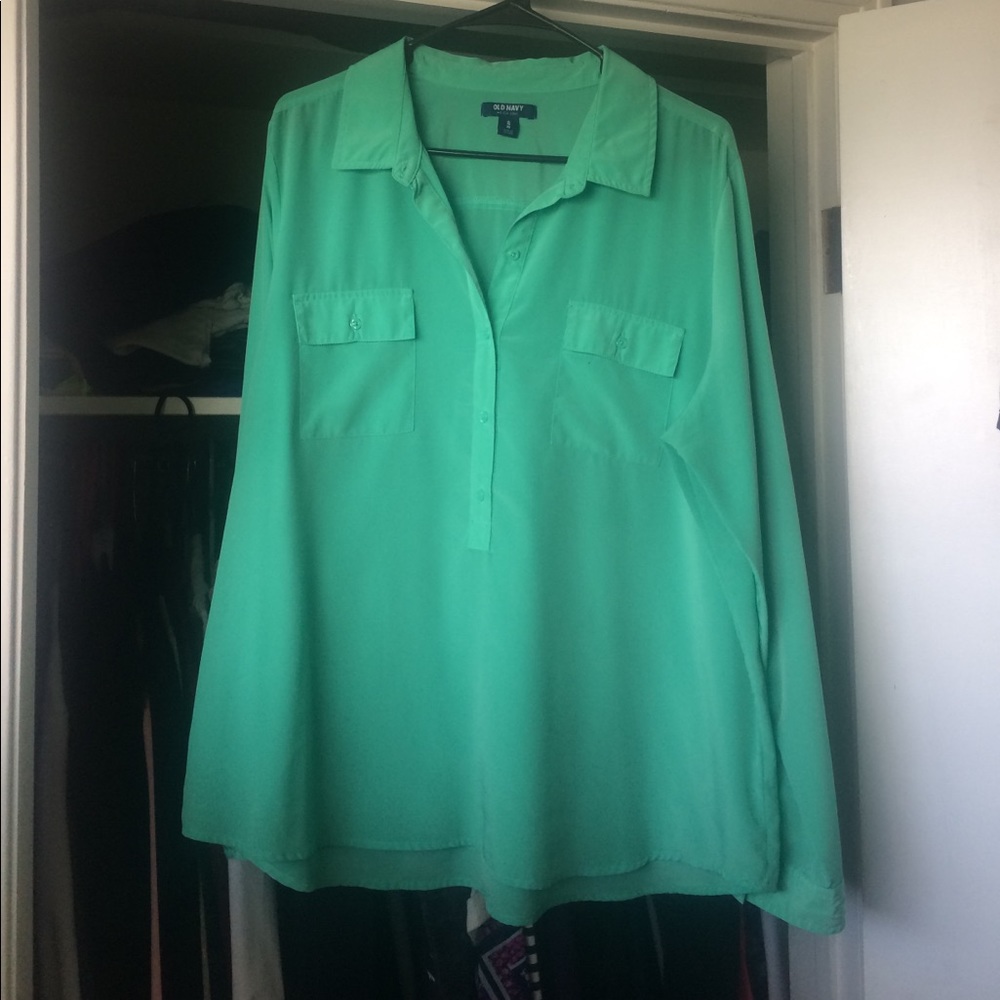Long sleeve button down top