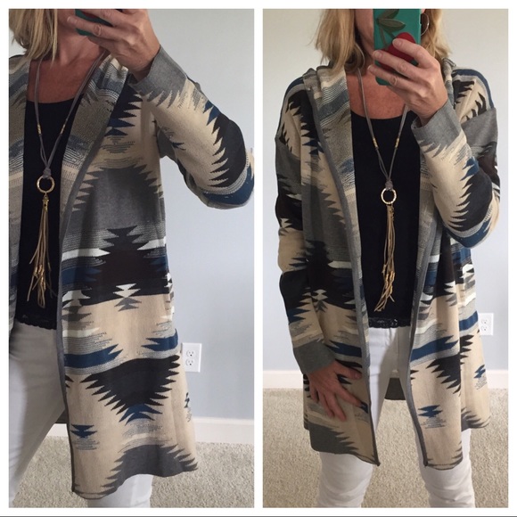 1 M/L LEFTAztec Print Hooded Open Cardigan - Picture 3 of 3
