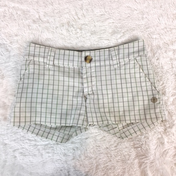 SOLD 💚 element // white plaid check shorts - Picture 3 of 5