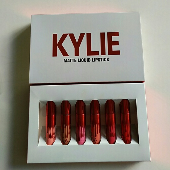 Kylie Matte Liquid Lipstick - Picture 1 of 5
