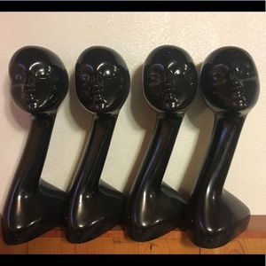 4 mannequin heads