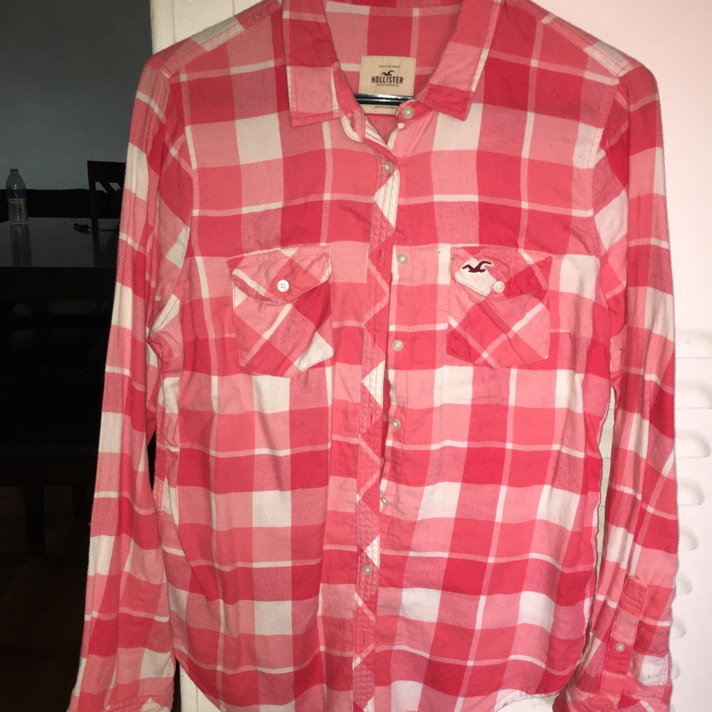 Women's plaid shirt