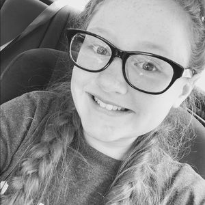 Meet your Posher, Harmony